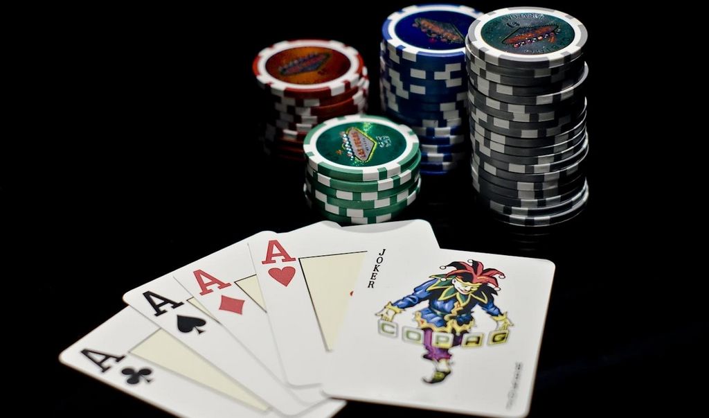 Spiele auf den effektivsten Online-Pokerseiten im Jahr 2025